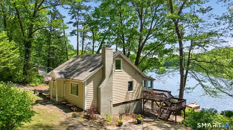 35 Hemlock Rd, Granby, CT 06035