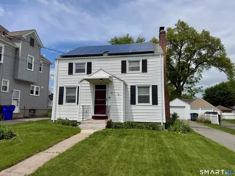 20 Flower St, Wethersfield, CT 06109