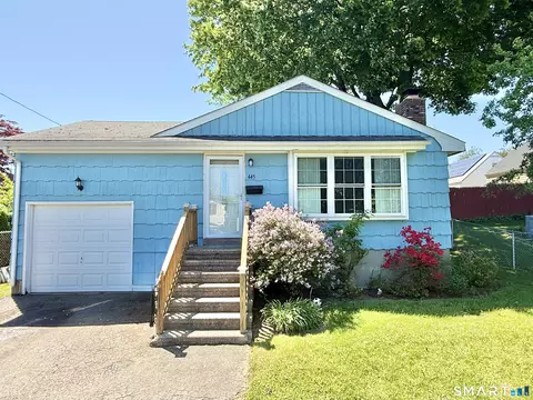 445 Wiklund Ave, Stratford, CT 06614