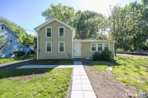 140 S Water St, East Windsor, CT 06088