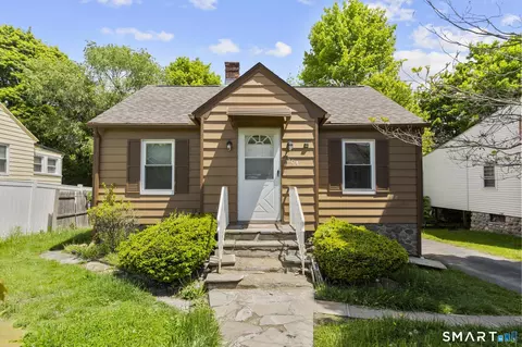 204 Bouley Ave, Waterbury, CT 06705