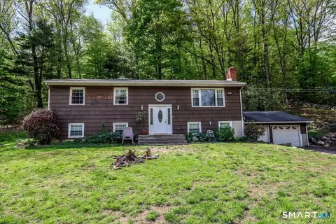 5 Connelly Rd, New Milford, CT 06776
