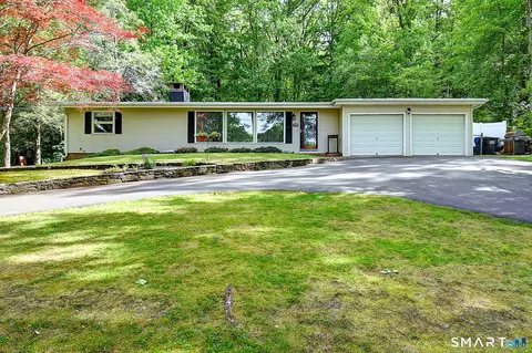 370 Beelzebub Rd, South Windsor, CT 06074