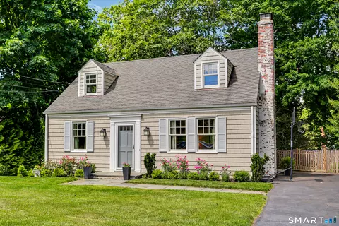 33 Walmsley Rd, Darien, CT 06820