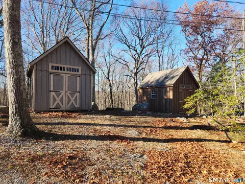 11 Judges Hollow Rd, Fairfield, CT 06824
