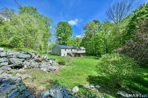 309 Oleary Rd, Thompson, CT 06277