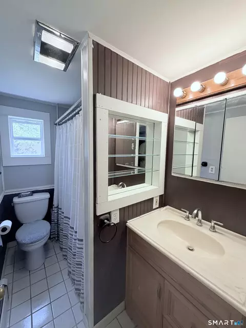 Bath - 150 Marshall St, Torrington, CT 06790 photo 1 of 1