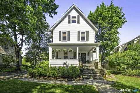 42 Hoyt St, New Canaan, CT 06840