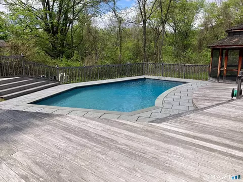 7 Chimney Rock Rd, Kent, CT 06757