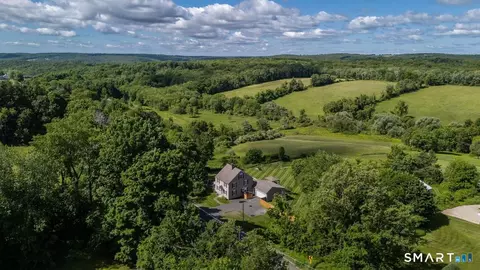 10 Carmel Hill Rd S, Bethlehem, CT 06751