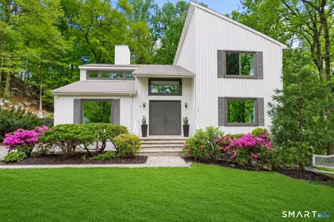 80 E Ridge Rd, Stamford, CT 06903