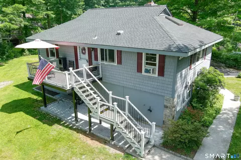 1 Lookout Dr, Ridgefield, CT 06877
