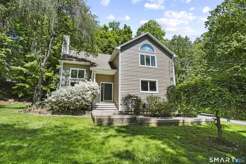 571 Belden Hill Rd, Norwalk, CT 06850