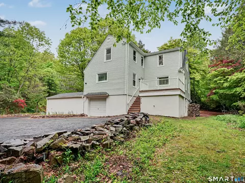 Exterior - 950 Benham St, Hamden, CT 06514 photo 8 of 8