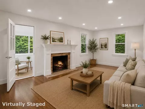 Living - 950 Benham St, Hamden, CT 06514 photo 2 of 7