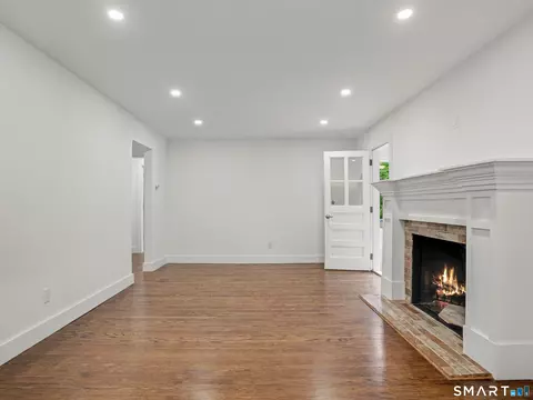 Living - 950 Benham St, Hamden, CT 06514 photo 7 of 7