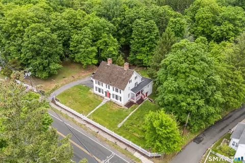 169 Whisconier Rd, Brookfield, CT 06804