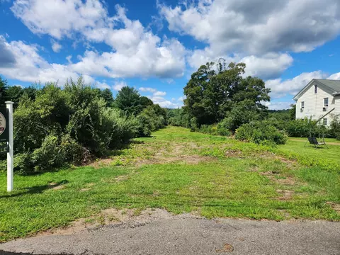 83 River Rd, Willington, CT 06279