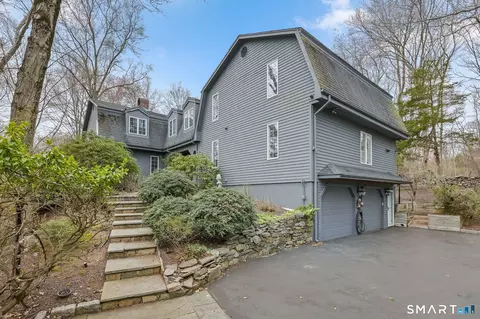 250 Tanglewood Rd, Stratford, CT 06614