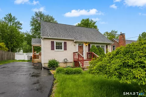 54 Pleasant View Ave, Bristol, CT 06010