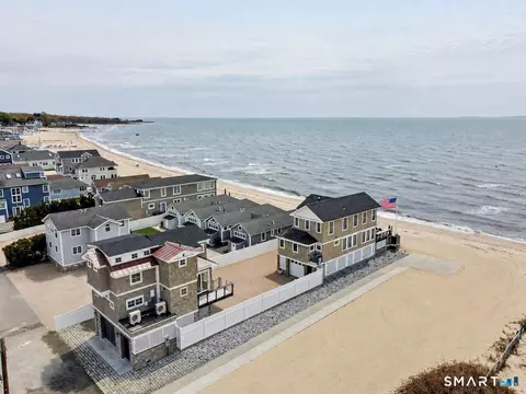 40 Pond Rd, Old Lyme, CT 06371