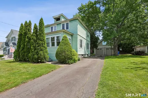 26 Florence St, Newington, CT 06111