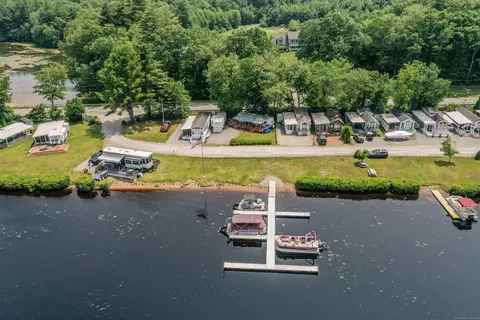 262 Shetucket Tpke #2, Griswold, CT 06351