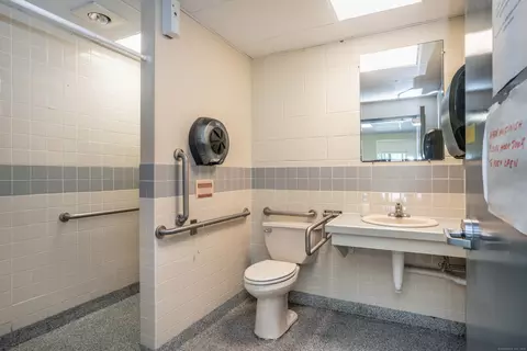 Bath - 262 Shetucket Tpke #2, Griswold, CT 06351 photo 1 of 1