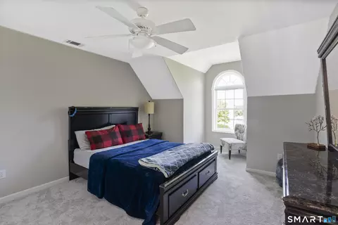 Bedroom - 44 Farmstead Ln, Suffield, CT 06078 photo 6 of 7
