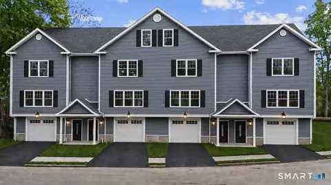 15 Colby Ct, New Haven, CT 06515