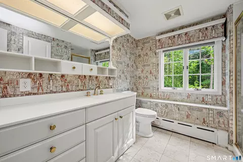 Bath - 16 Shady Ln, Redding, CT 06896 photo 2 of 2