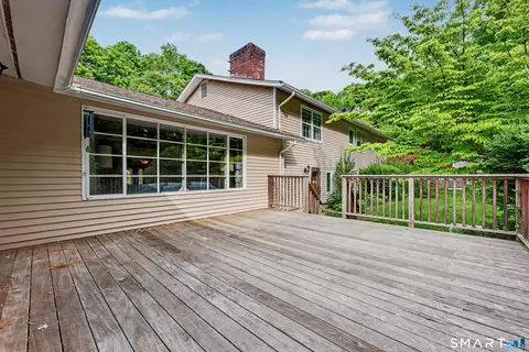 Exterior - 16 Shady Ln, Redding, CT 06896 photo 5 of 7