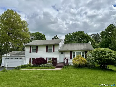 33 Deforest Dr, North Branford, CT 06471