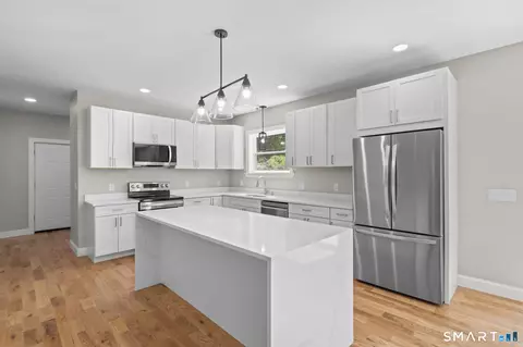 Kitchen - 771 Brook Rd, Hampton, CT 06247 photo 2 of 3