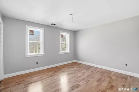 Bedroom - 771 Brook Rd, Hampton, CT 06247 photo 9 of 11