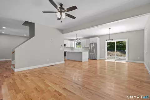 Living - 771 Brook Rd, Hampton, CT 06247 photo 3 of 7