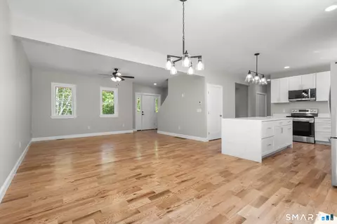 Living - 771 Brook Rd, Hampton, CT 06247 photo 1 of 7