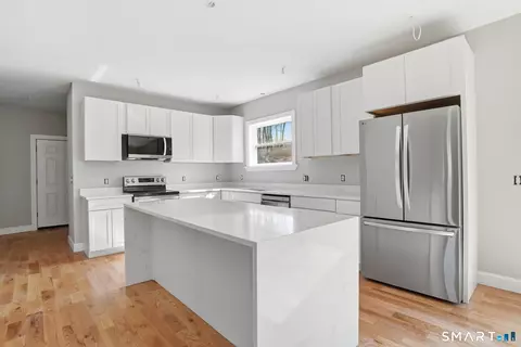 Kitchen - 771 Brook Rd, Hampton, CT 06247 photo 2 of 5