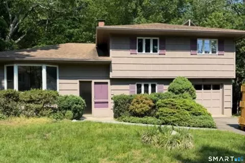 22 Fillow St, Westport, CT 06880