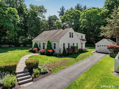 18 Deerfield Rd, Wilton, CT 06897