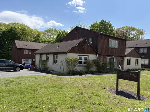 43 Starr Ave #9, Danbury, CT 06810