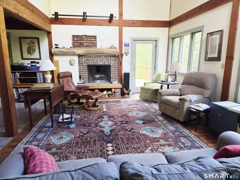 Living - Undisclosed, Bethany, CT 06524 photo 1 of 4