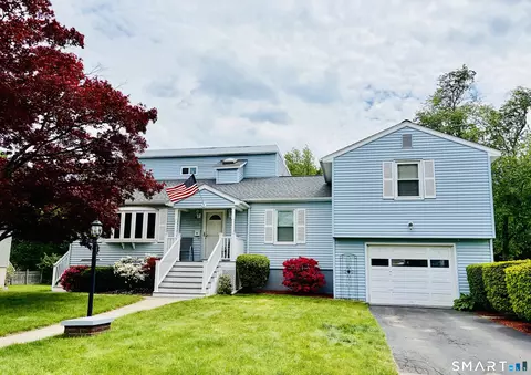 228 Raymond St, Waterbury, CT 06706