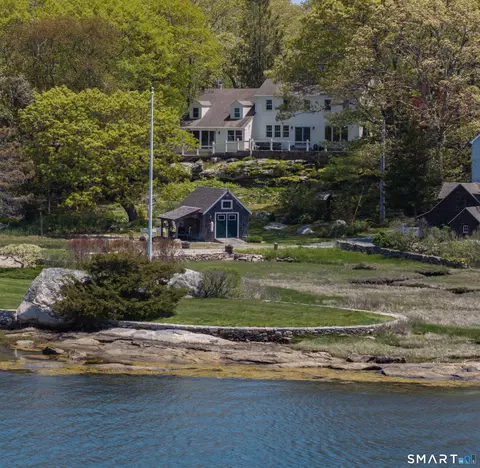32 Money Point Rd, Mystic, CT 06355