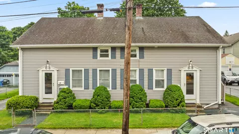 9-11 N A St, Taftville, CT 06380
