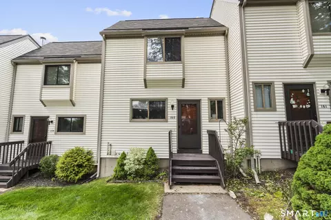 160 Sterling Vlg #160, Meriden, CT 06450