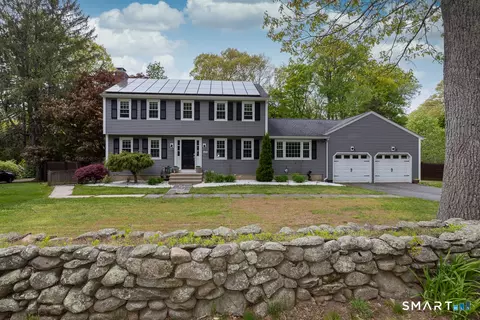 49 Kelseytown Rd, Clinton, CT 06413