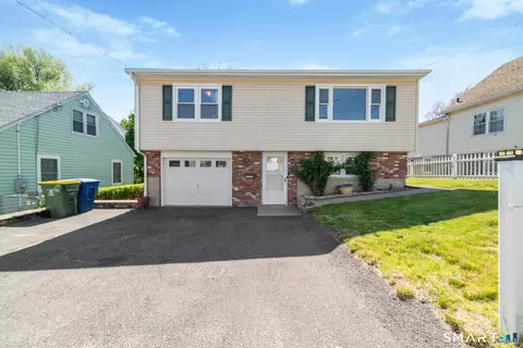 98 Granby St, Waterbury, CT 06708