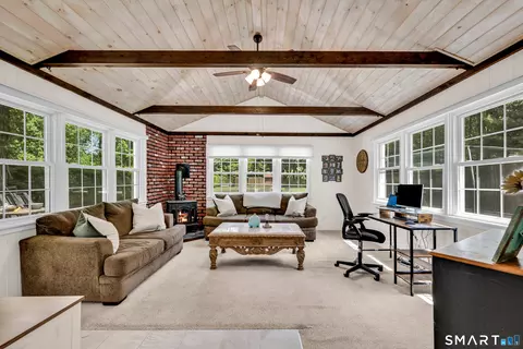 Living - 2 Hemlock Rd, Prospect, CT 06712 photo 1 of 3