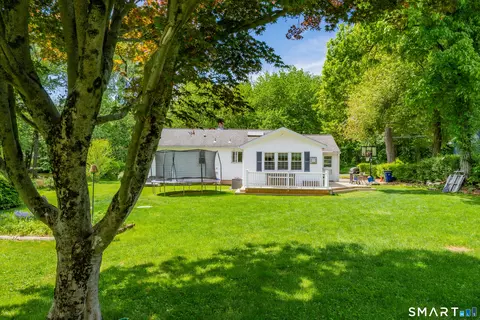 Exterior - 2 Hemlock Rd, Prospect, CT 06712 photo 7 of 9